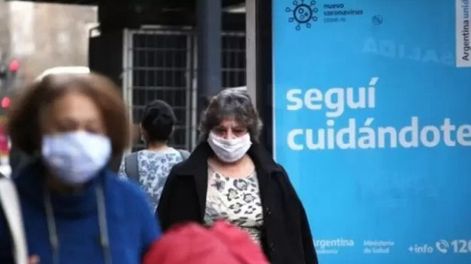 Covid: contagios bajan 23,8% y las muertes ascienden 4,7%