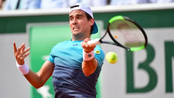 Pella sigue adelante y mañana va con Federer