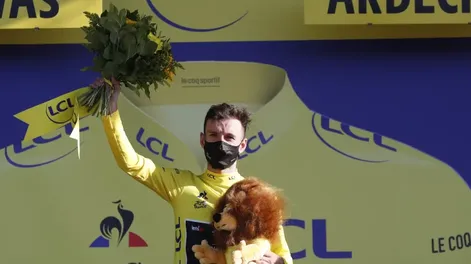 Van Aert ganó la quinta etapa y Yates es el nuevo líder del Tour de Francia