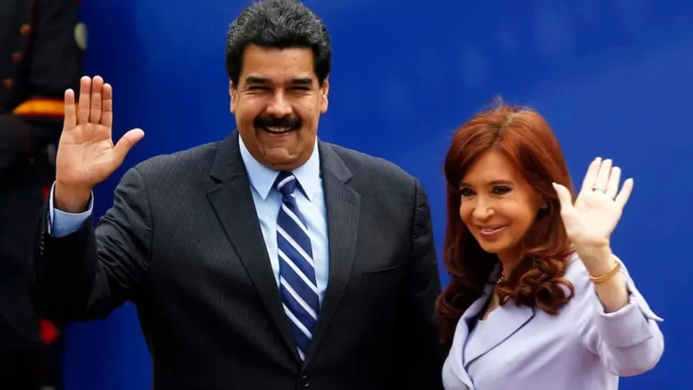 El día que Cristina Kirchner condecoró a Nicolás Maduro con la Orden del Libertador San Martín
