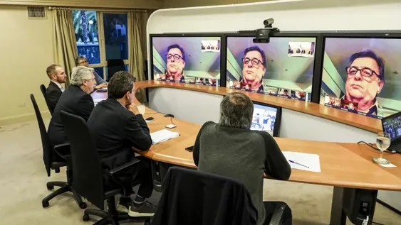 Apuran leyes para beneficiar a pymes, a trabajadores de la salud e inversores