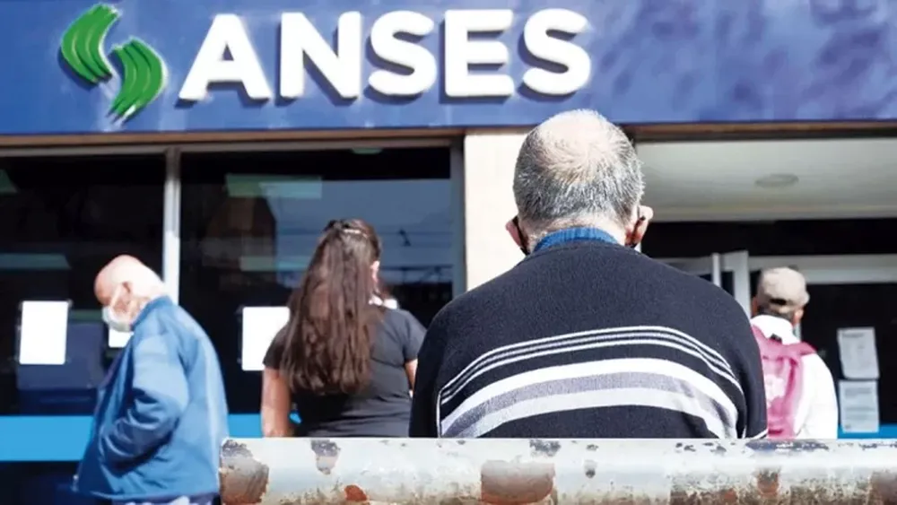 Evalúan extender la moratoria previsional por decreto si no se sanciona por ley