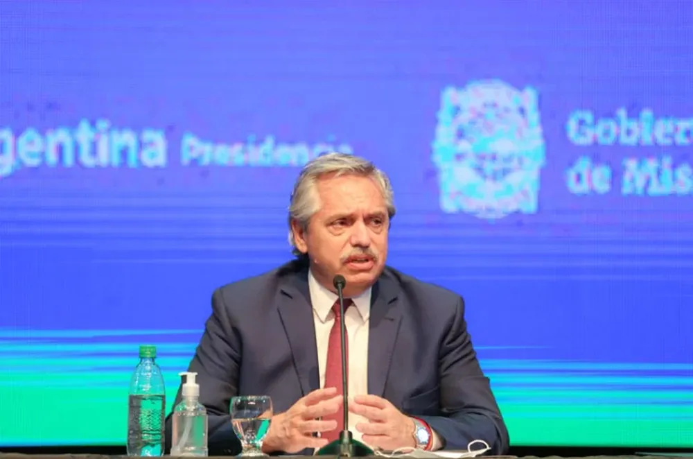 Fernández estiró restricciones en 8 provincias y elogió a San Juan