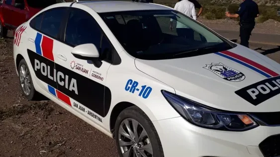 Tenía una perimetral pero igual agredió a su mujer embarazada: discutió y la tomó del cuello