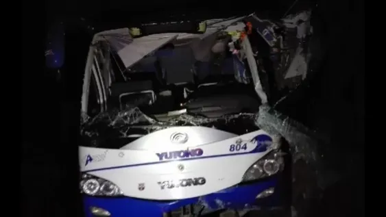 Tragedia: dos argentinas murieron al volcar un micro en Guantánamo