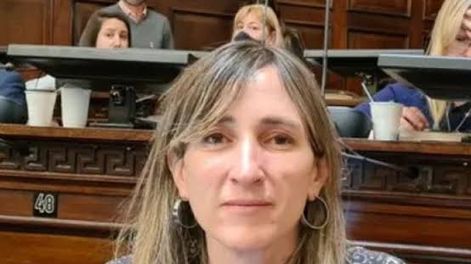 impulsan un proyecto para que los docentes universitarios revaliden su cargo por concurso cada cuatro anos