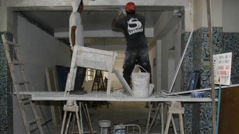 Hospital Rawson: una obra se retrasó por los arreglos inesperados