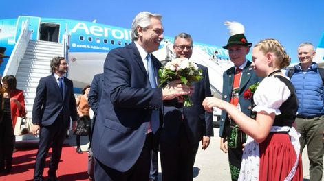 Fernández participó de la recepción a los invitados al G7 y saludó a Georgieva