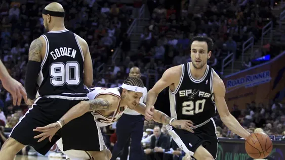 [VIDEOS] Diez grandes momentos de Ginóbili en la NBA