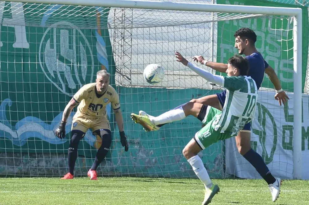 Sportivo, preso de sus limitaciones