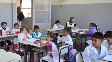 Una provincia eliminó el boletín de calificaciones de la primaria y desató una polémica