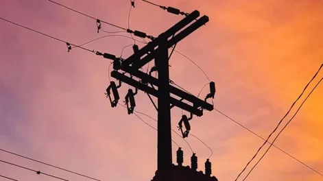 Se normalizó el servicio eléctrico luego del corte por falla en el sistema nacional