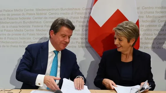 UBS absorberá Credit Suisse para ponerle un freno a la crisis mundial