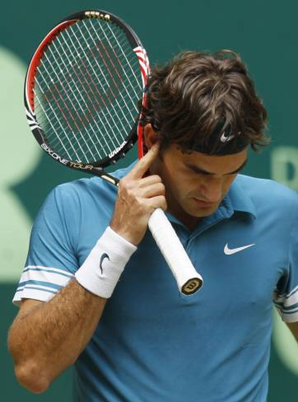Federer, en la mala