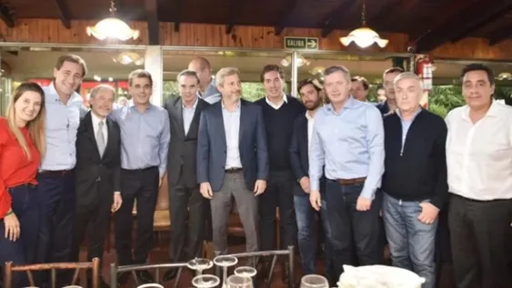 Pichetto compartió un asado con el ala peronista del PRO