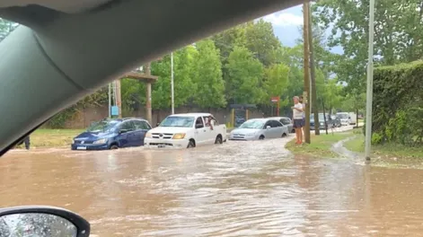 Una tormenta de lluvia y granizo afectó el Gran Mendoza