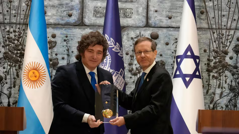javier milei se reunio con el presidente de israel y recibio una medalla de honor