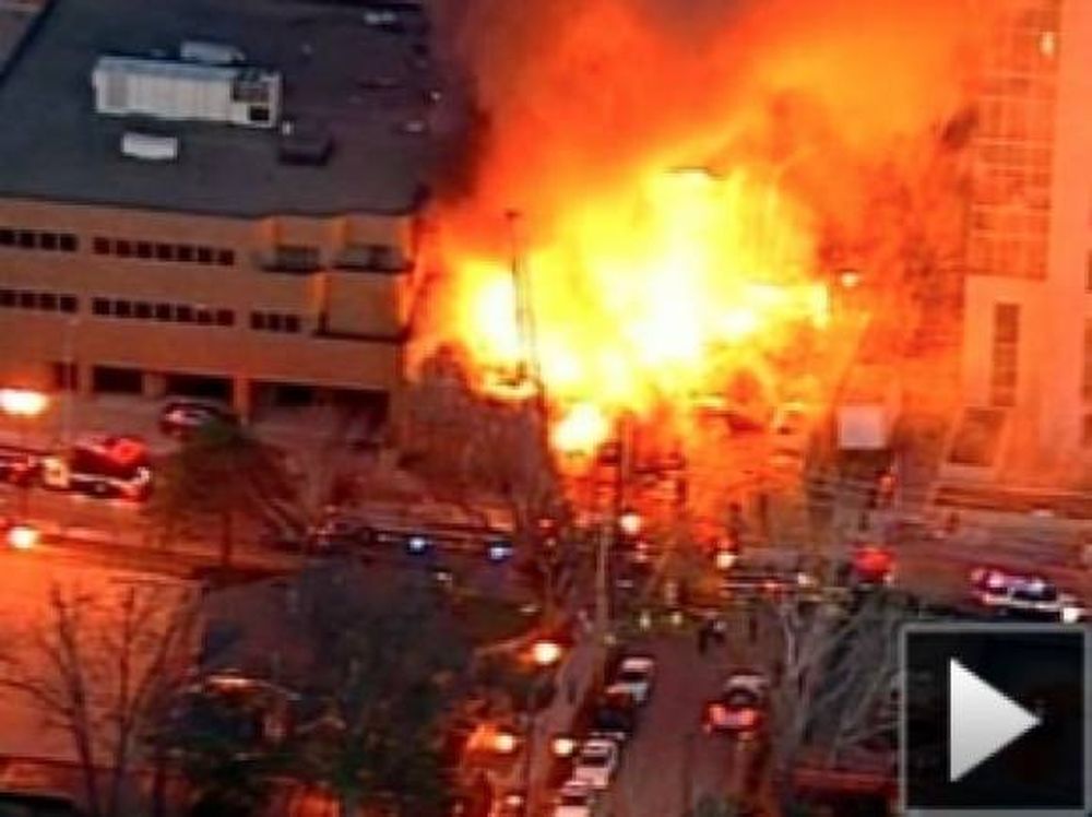 Pánico por una explosión e incendio en Kansas