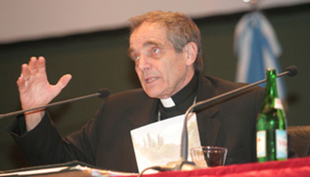 Monseñor Casaretto presentó documento de la Iglesia