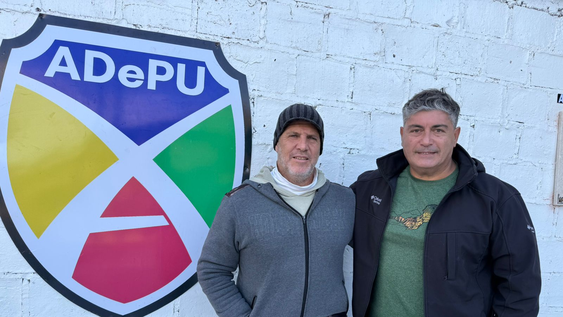 GESTIÓN QUE ESCUCHA. El presidente de Adepu, Enrique Giménez Castro, junto a Andrés Oso Lavorante, impulsor de la propuesta. GESTIÓN QUE ESCUCHA. El presidente de Adepu, Enrique Giménez Castro, junto a Andrés Oso Lavorante, impulsor de la propuesta.