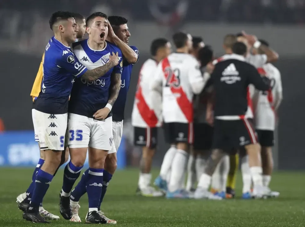 River, en el camino con polémica