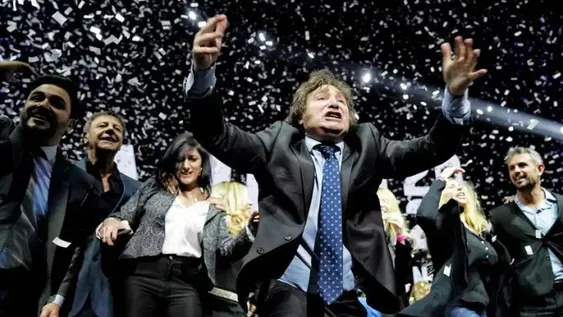 La irrupción de Milei le suma más suspenso al derrotero de las PASO