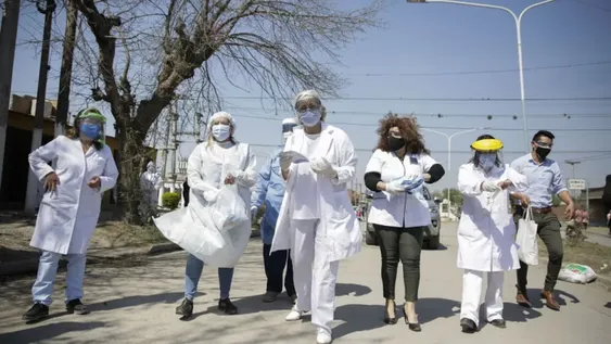 Luces rojas por Tucumán