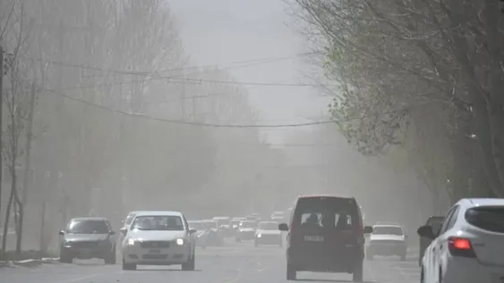 Mirá cuál es el pronóstico del tiempo de este sábado y a que hora llegaría el Zonda