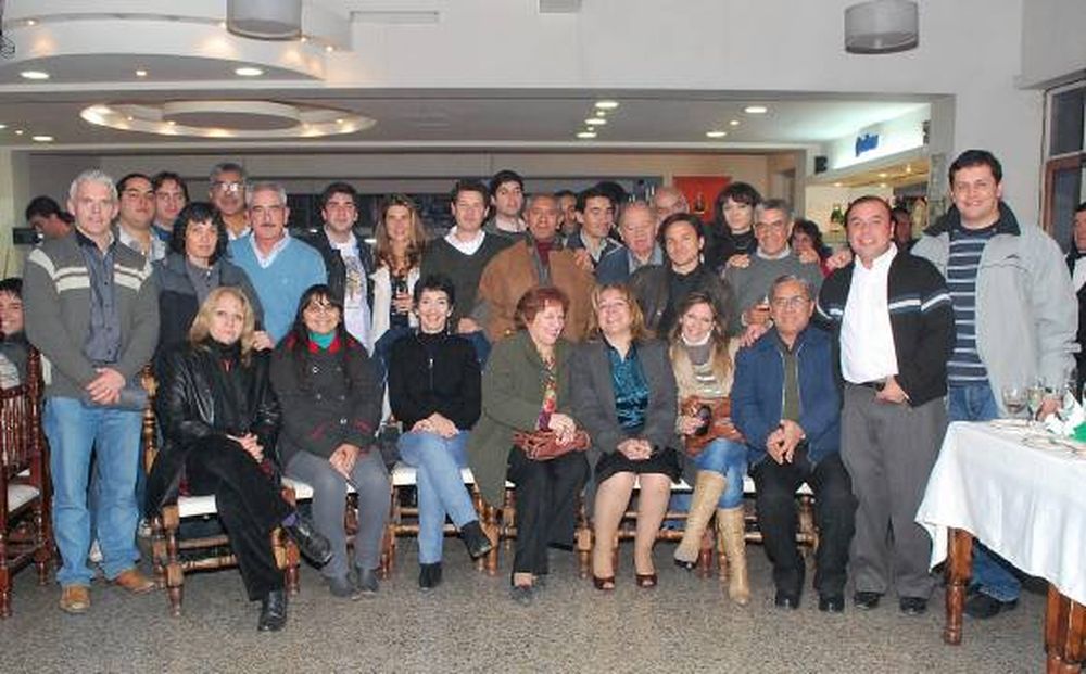 Brindis por el Día del Periodista