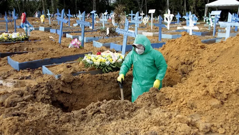 Brasil volvió a superar las 1.000 muertes diarias