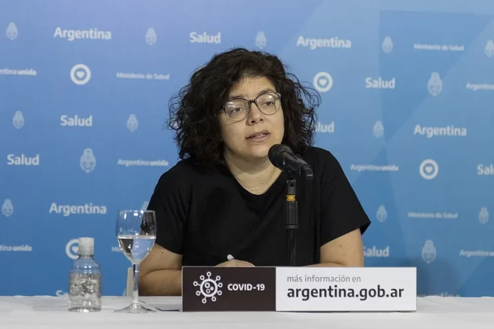 A una semana de asumir como ministra de Salud, Carla Vizzotti se contagió de coronavirus