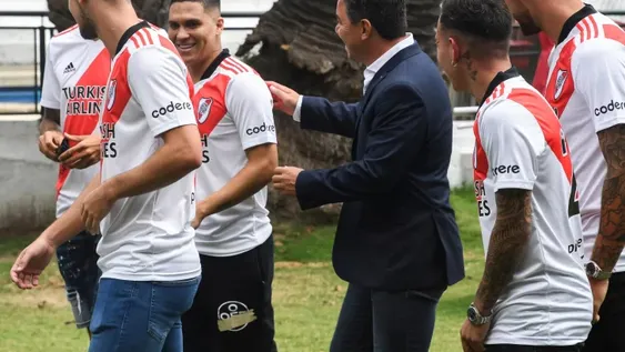 Por contraer coronavirus, dos jugadores de River se pierden el debut en la Copa Libertadores