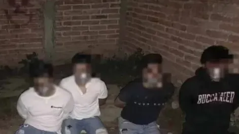 Horror: cinco amigos se encontraron en una feria, los secuestraron y los obligaron a matarse entre ellos