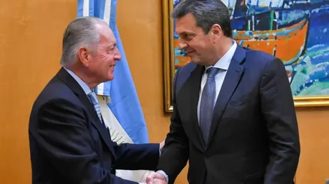 El jefe de la UIA se quejó ante Massa de la suma fija, aunque dijo que la van a pagar