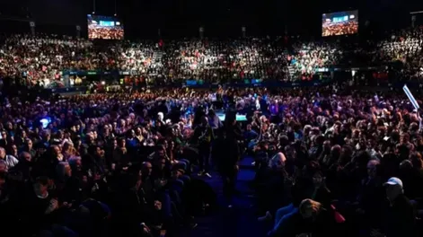 Sergio Massa habla en el Congreso del Frente Renovador y se muestra como candidato