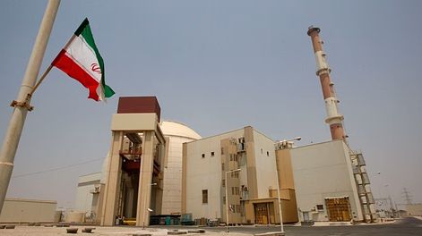 Estados Unidos e Israel mantienen el ataque contra centrales nucleares iraníes.