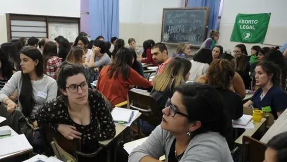 Creció 67% el ingreso a universidades públicas en los últimos diez años