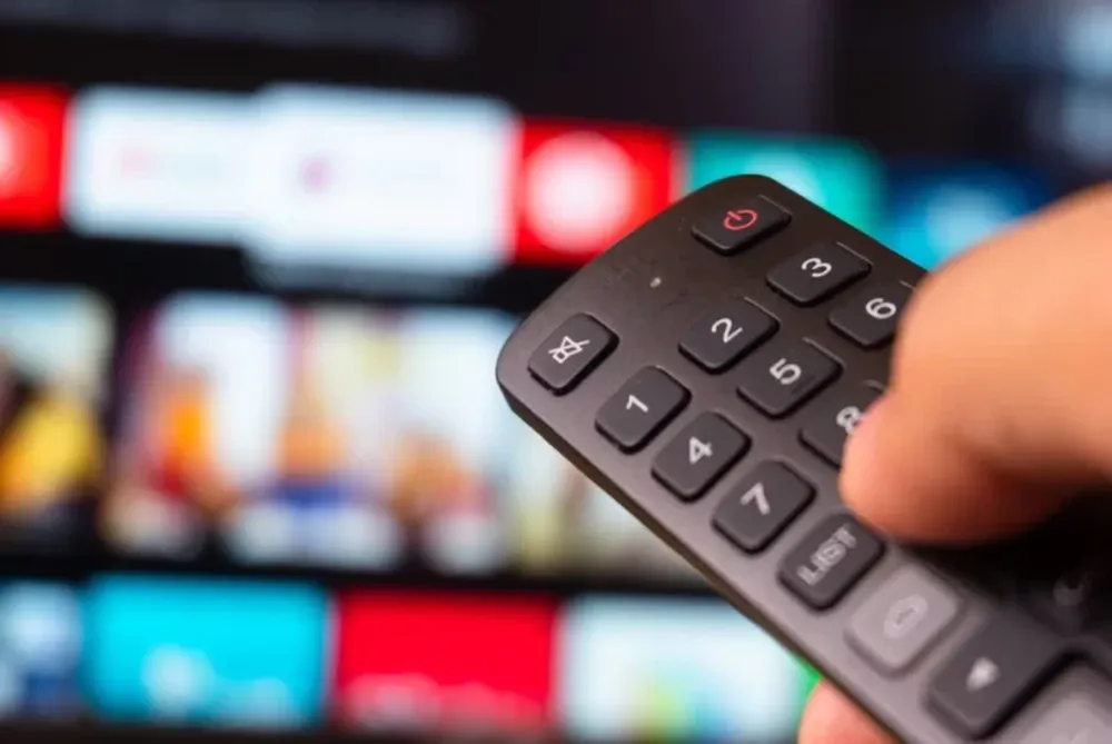 Hasta 30 cuotas sin interés para comprar televisores con pagos mensuales que parten desde los $25 mil