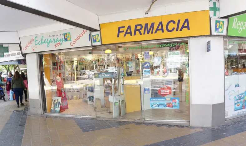 Los detalles de la venta de la Farmacia Echegaray a un grupo de Mendoza: el monto, el mismo nombre y los mismos empleados