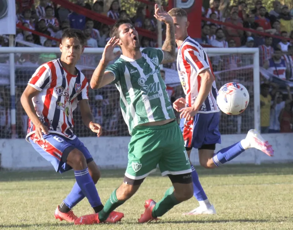 Dillon y Bove, con equipos definidos para un domingo donde ganar es la prioridad