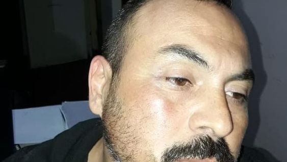 Escándalo en la reunión del Colegio El Tránsito: un padre golpeó a un fotógrafo