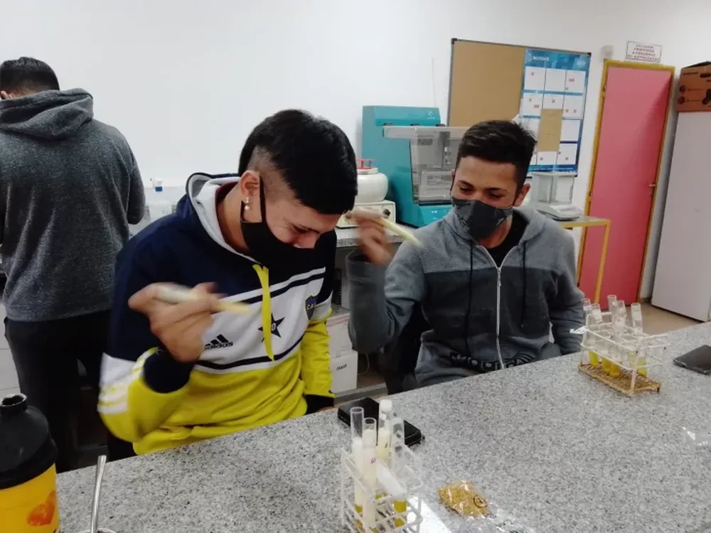 Unos 700 estudiantes locales viajaron a San Luis y Córdoba