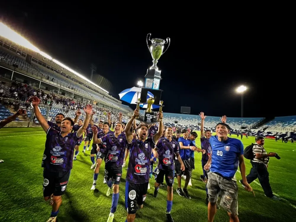 La alegría del Azul de Rawson.