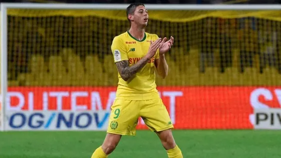 Un equipo le hizo un emotivo homenajea Emiliano Sala