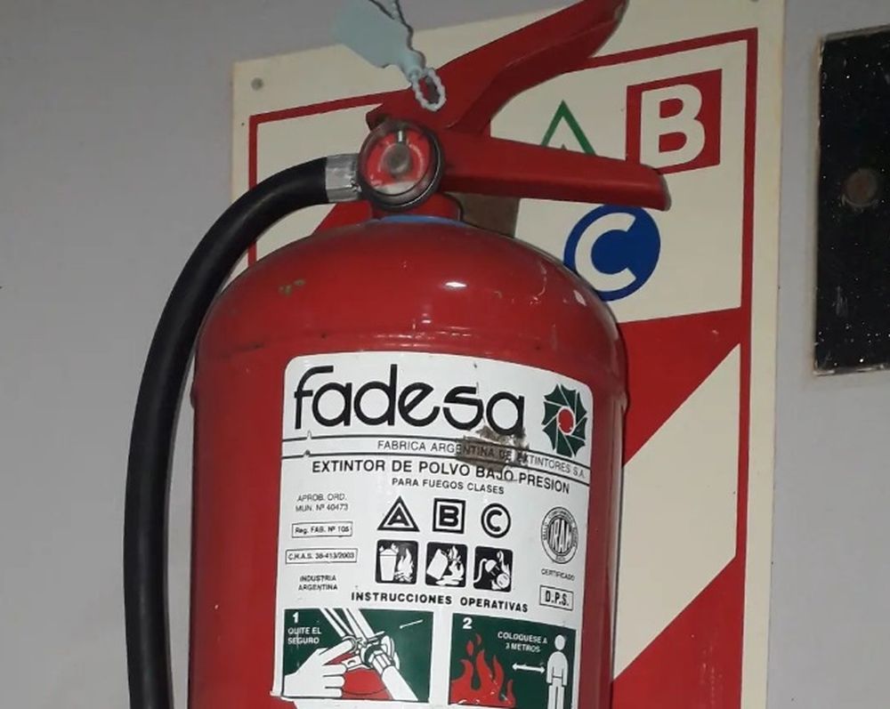 Pasará 2 meses tras las rejas después de robar un matafuegos de una clínica médica