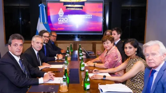 FMI pide mantener el rumbo y lograr que baje la inflación