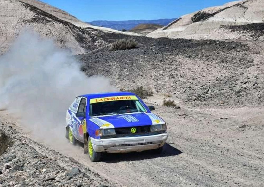 Díaz, Quiroga y Savina, en lo alto en un multitudinario rally