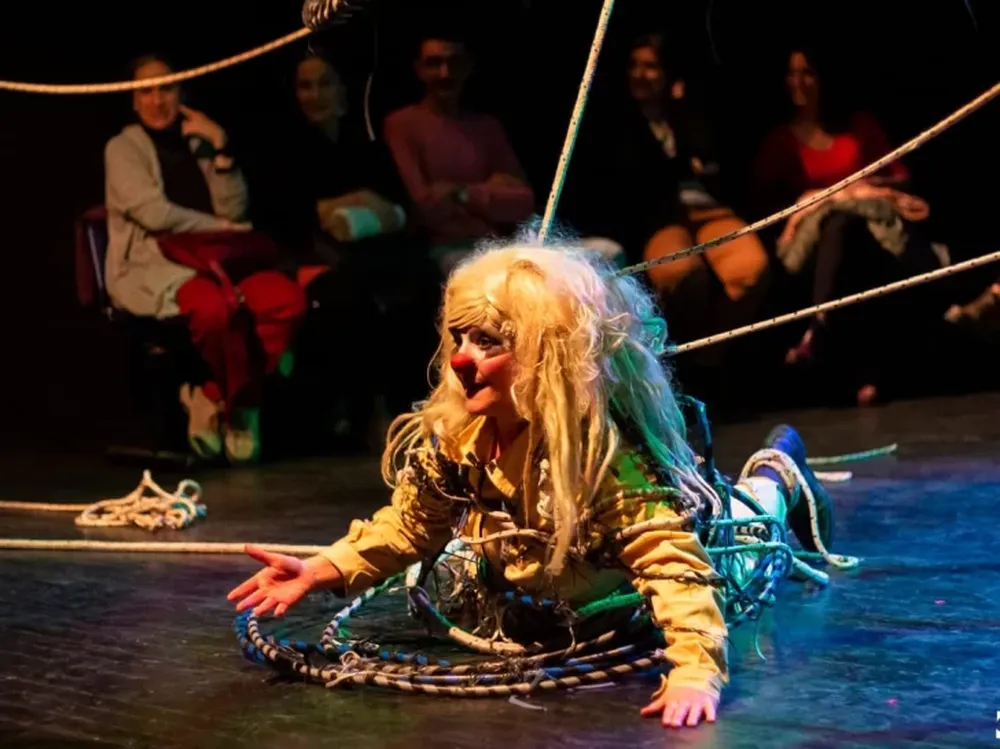 LA CELESTINA. Una escena de esta versión libre que llegará de Córdoba para hacer su estreno en San Juan