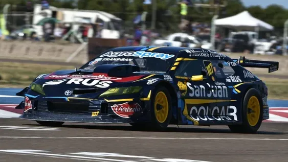 TIEMPOS. Tobías Martínez buscará el mejor lugar en la grilla de la fecha delTC que se presenta en El Calafate.