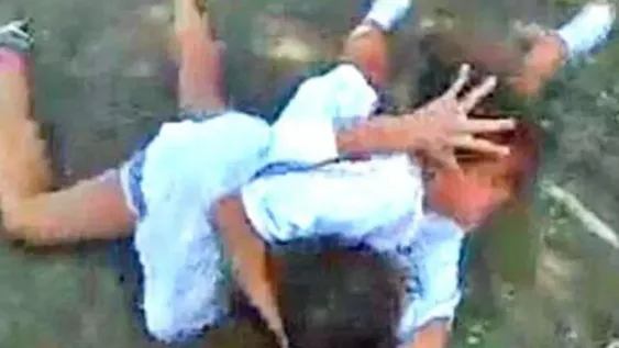 Una pelea entre alumnas terminó con una de ellas internada